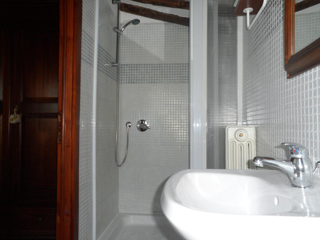 Podere Il Caggio Rooms サン・ジミニャーノ 部屋 写真
